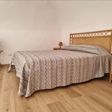 Mandralisca Holidays - Luxury Apartment