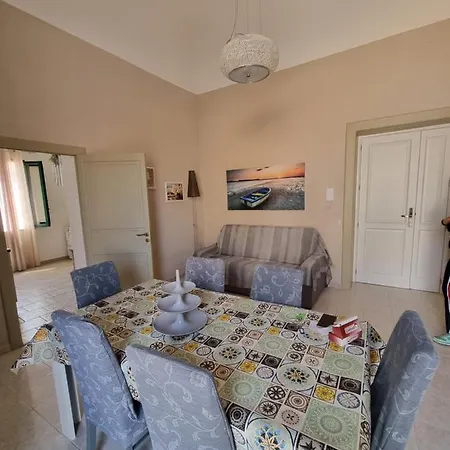 Mandralisca Holidays - Luxury Apartment *